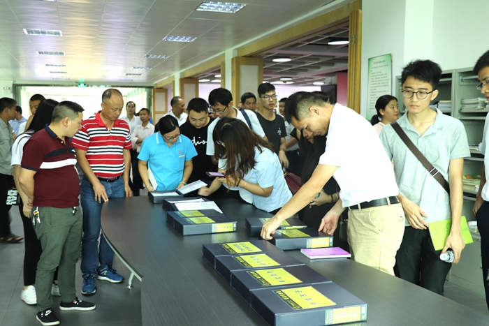 1588147790147211 ÀÏ×ÓÓÐÇ®lzyq88(Öйú)ÓÐÏÞ¹«Ë¾¹ÙÍø